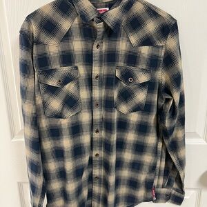 wrangler tan and blue 
plaid  casual button down